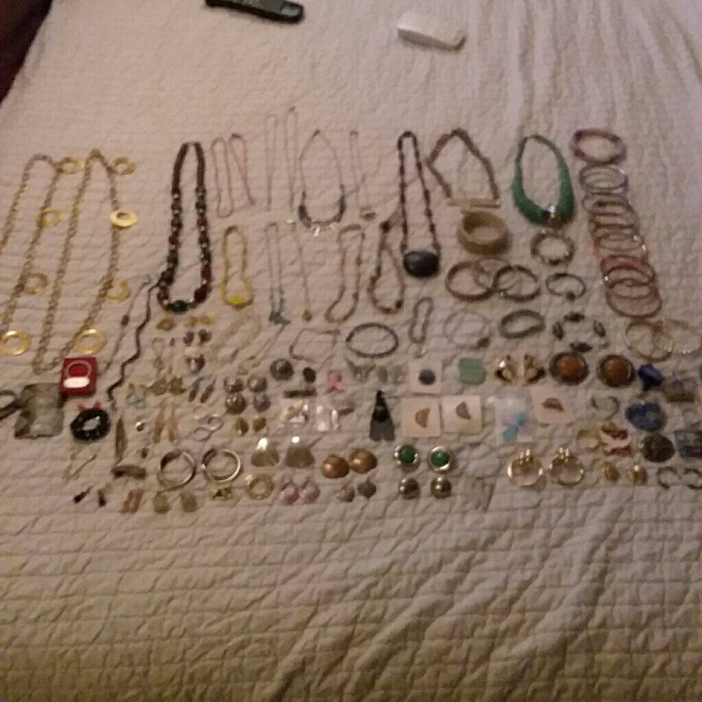 Lot of jewelry and misc. Items
